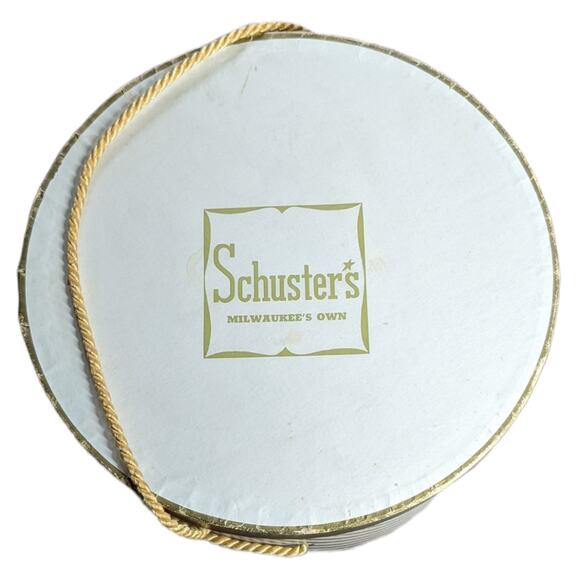 Vintage fur trimmed cap hat beige and gray with Schuster's hat box - Picture 7 of 10